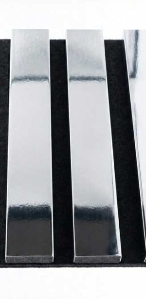 Ezüst tükrös Akusztikus termékfotó közeli